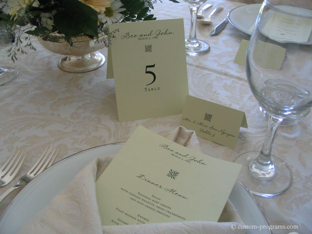 printed menu card, table card and placecard