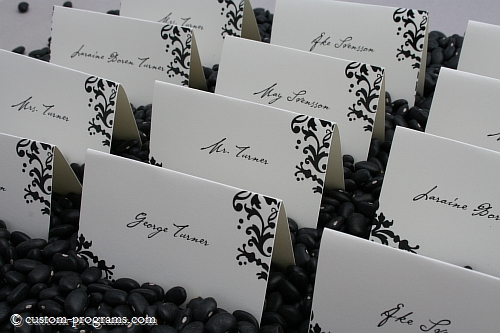 placecards, table cards, guests name cards, bodoniswirls